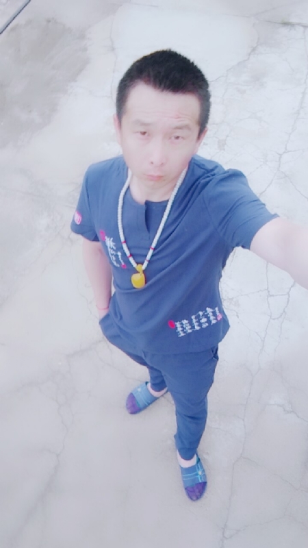 一叶之秋的第一张照片--辽宁蓝颜知己交友网