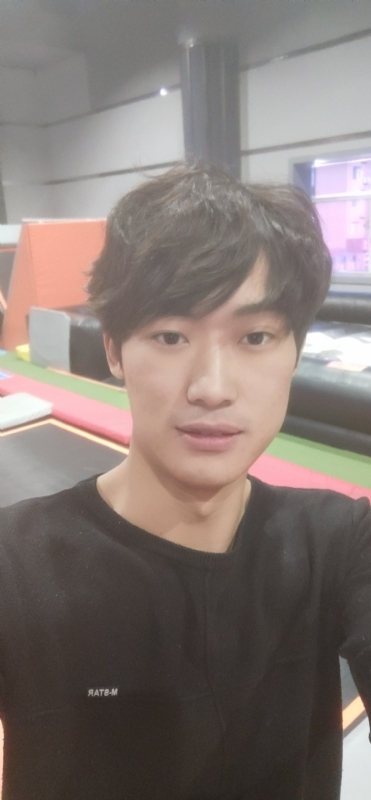 创造幸福的第一张照片--辽宁蓝颜知己交友网