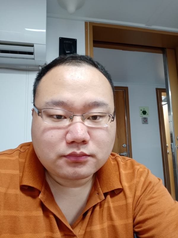 努力爱一次的第一张照片--辽宁蓝颜知己交友网