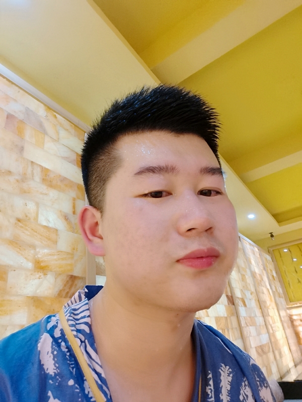 六月与阿十二的第一张照片--辽宁蓝颜知己交友网