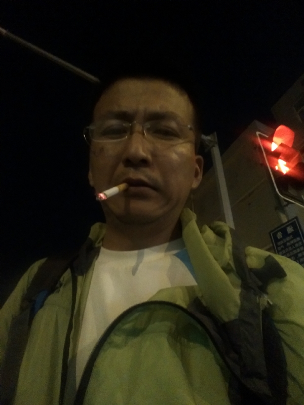 认真的生活的第一张照片--辽宁蓝颜知己交友网