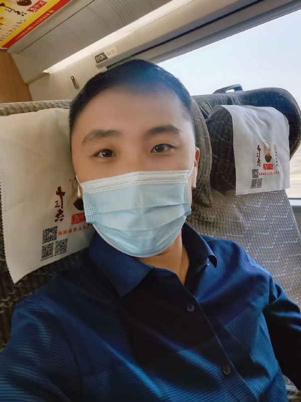 孤独的小屁猪的第二张照片--辽宁蓝颜知己交友网