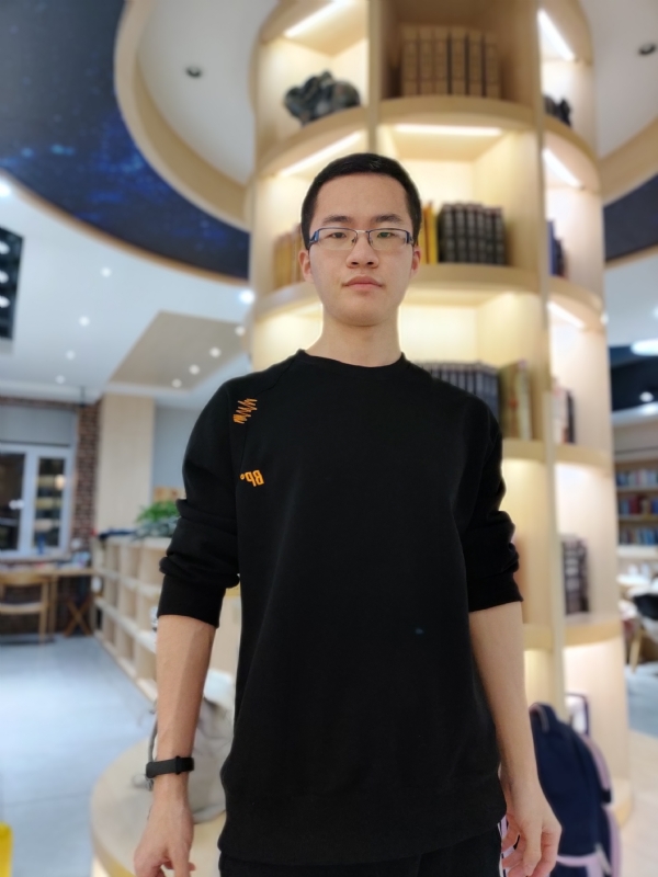 轩墨的第一张照片--辽宁蓝颜知己交友网